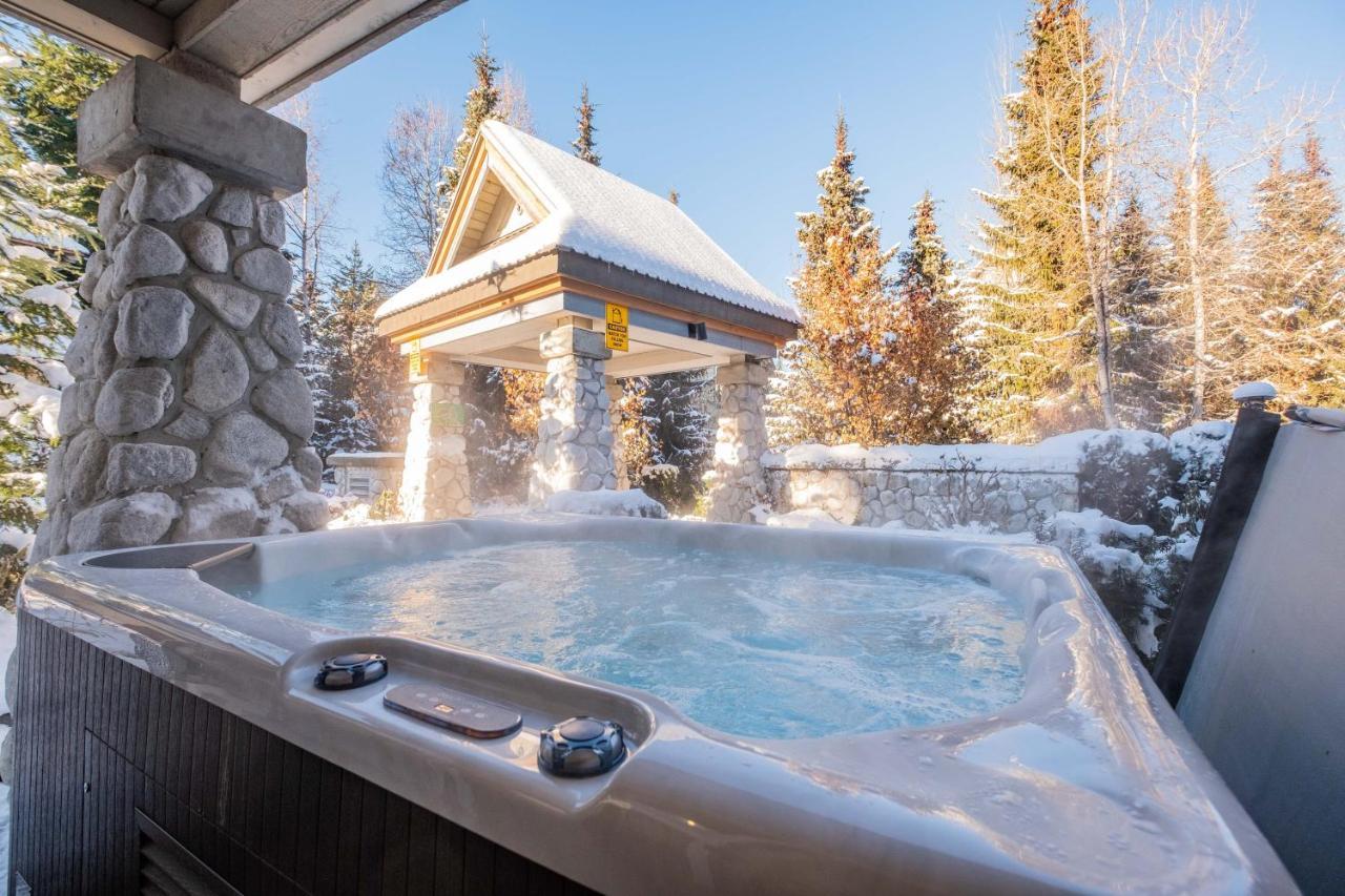 Lagoons By Outpost Whistler Exterior photo