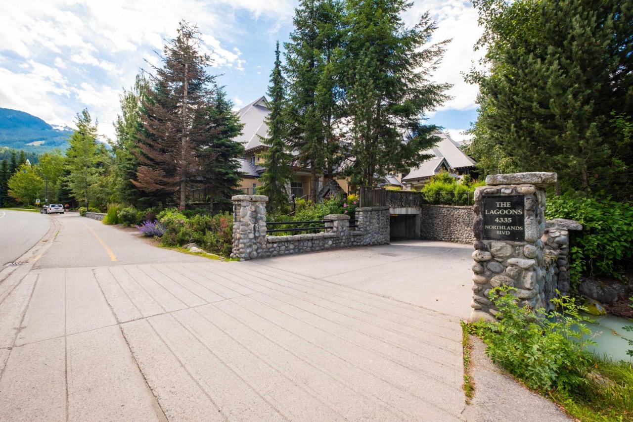 Lagoons By Outpost Whistler Exterior photo